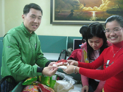 chuc-mung-sinh-nhat-giang-vien-kieu-mai-5