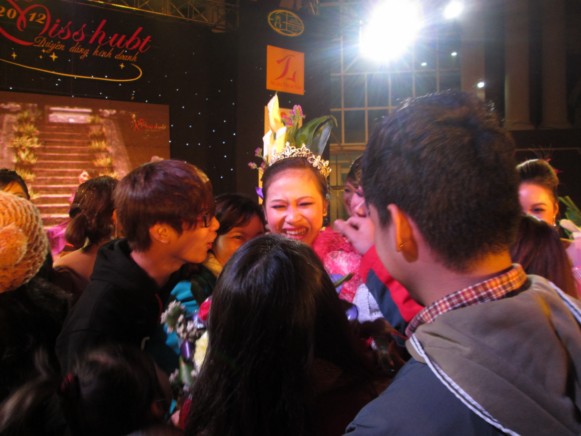 thi-miss-hutb-2013-12