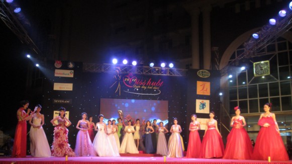 thi-miss-hutb-2013-24